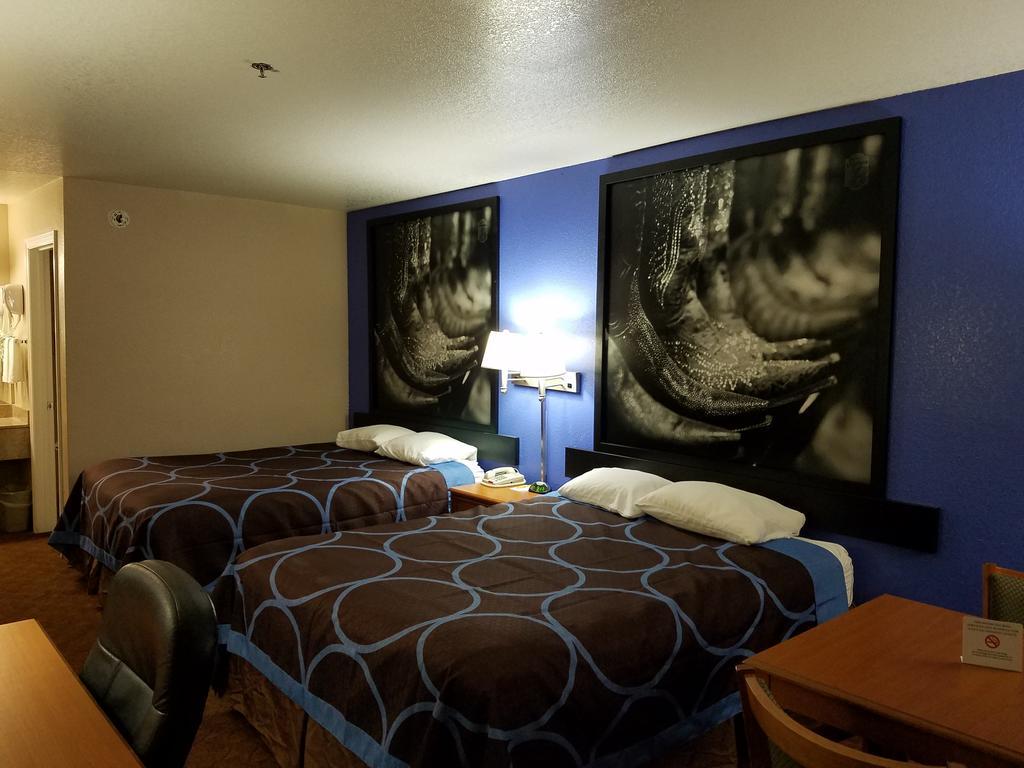 Motel Super 8 By Wyndham Cleburne Exterior foto